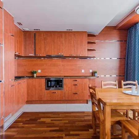 Urbannestgroup_seatowers Apartment Gdynia